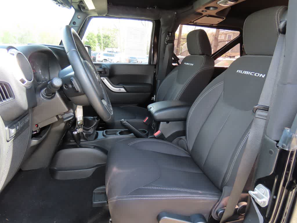 Thumbnail: 2015 Jeep Wrangler - 11