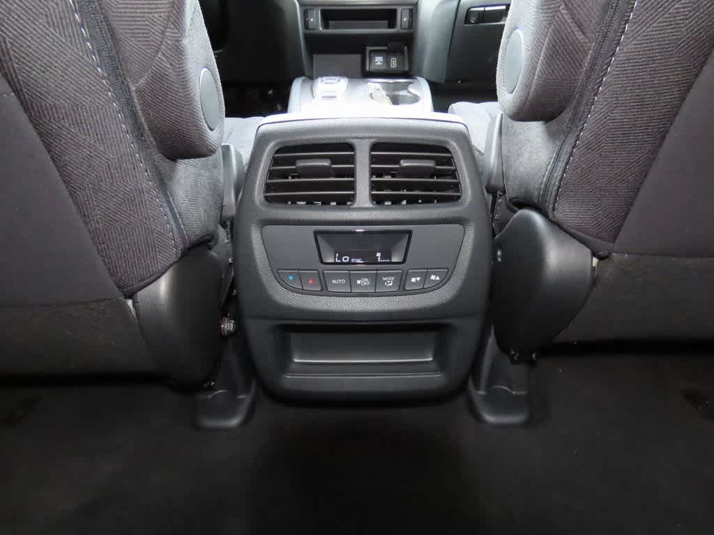 Thumbnail: 2022 Honda Pilot - 24