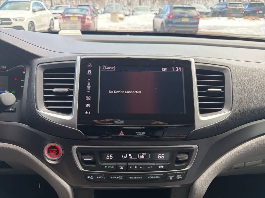 Thumbnail: 2018 Honda Pilot - 26