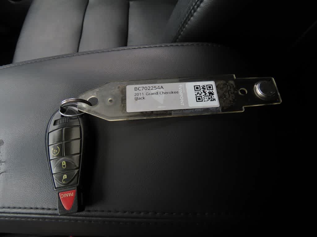 Thumbnail: 2011 Jeep Grand Cherokee - 28