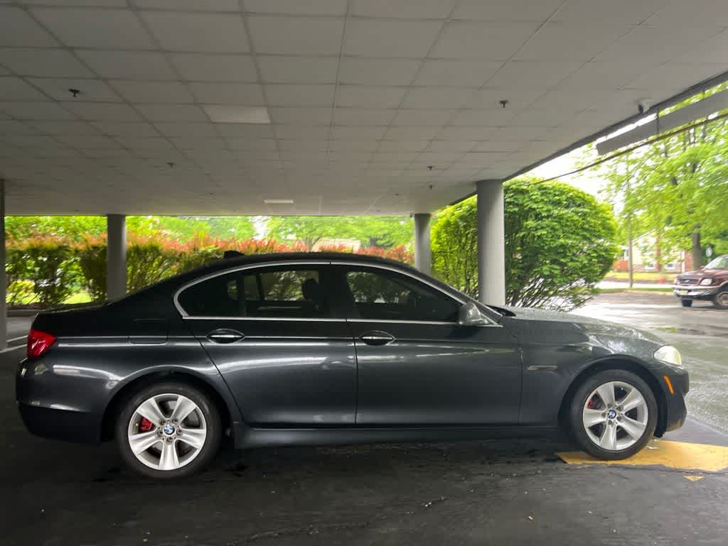 Thumbnail: 2013 BMW 5 Series - 18