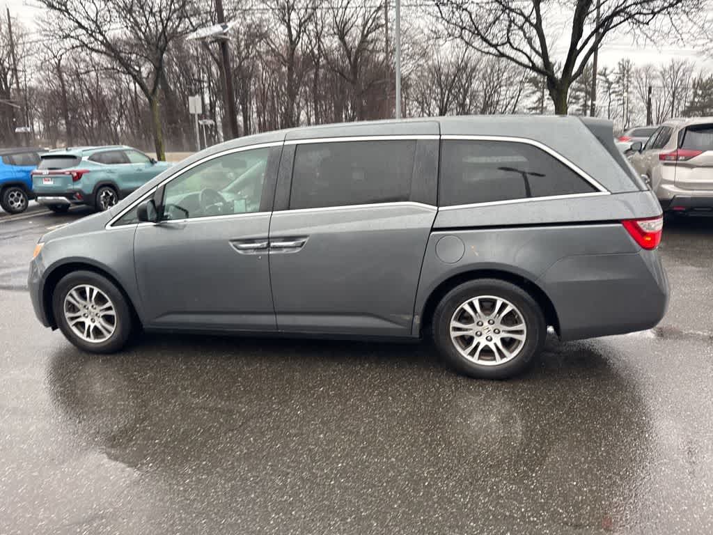Thumbnail: 2011 Honda Odyssey - 26