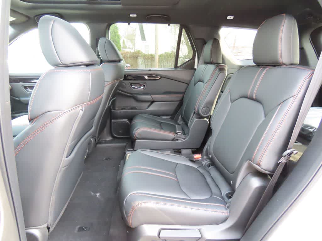 Thumbnail: 2026 Honda Pilot - 15