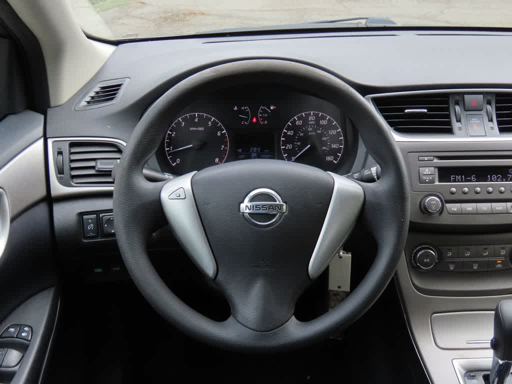 Thumbnail: 2014 Nissan Sentra - 18