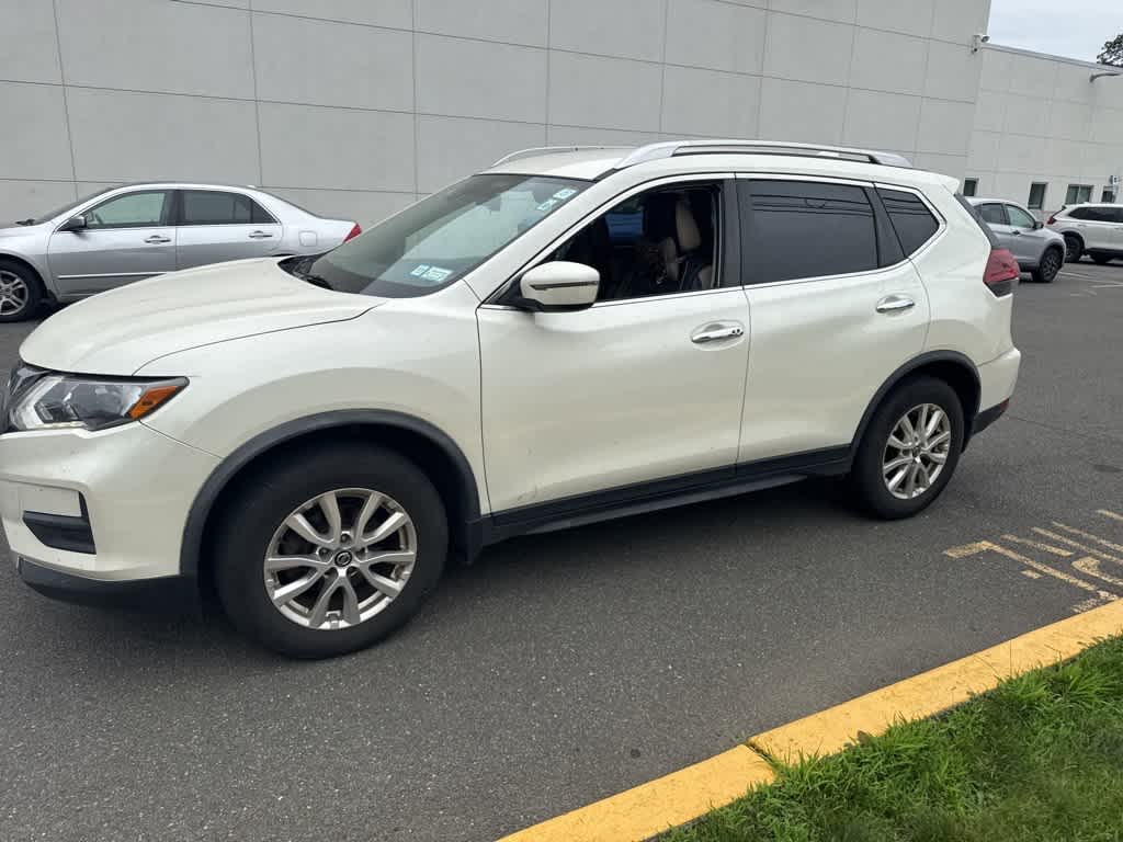 Thumbnail: 2020 Nissan Rogue - 4