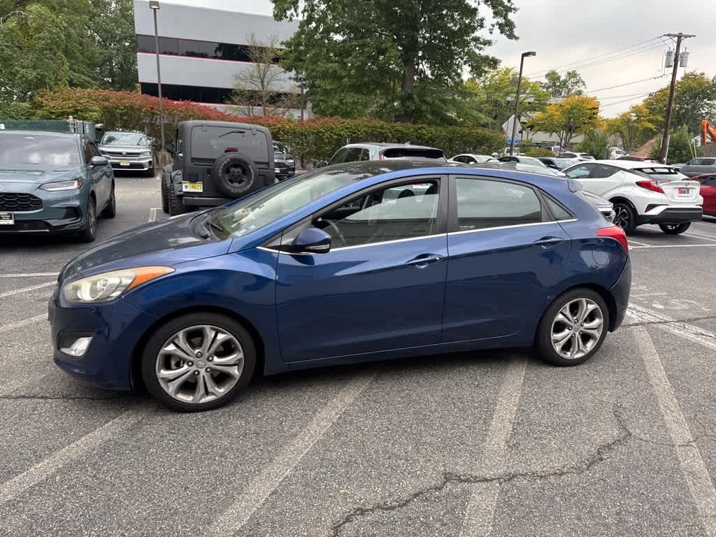 Thumbnail: 2013 Hyundai Elantra - 4