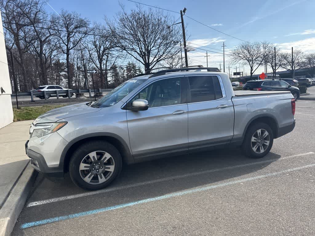 2017 Honda Ridgeline RTL-T -
                  Paramus, NJ