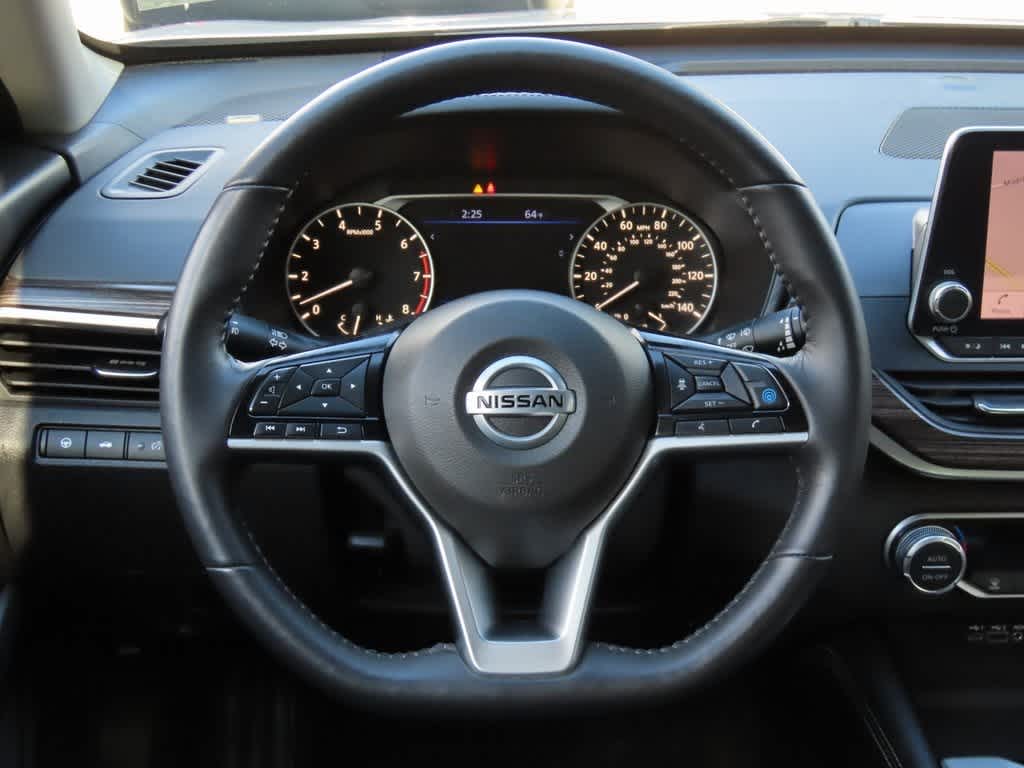 Thumbnail: 2020 Nissan Altima - 19