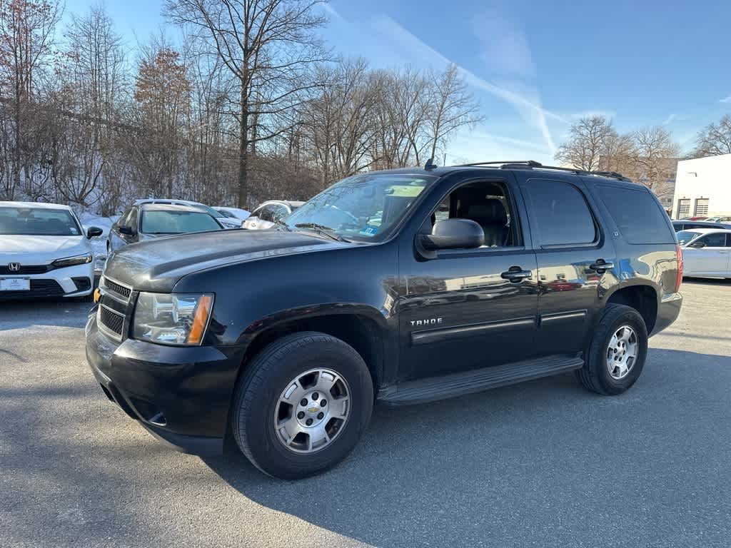 Thumbnail: 2014 Chevrolet Tahoe - 2