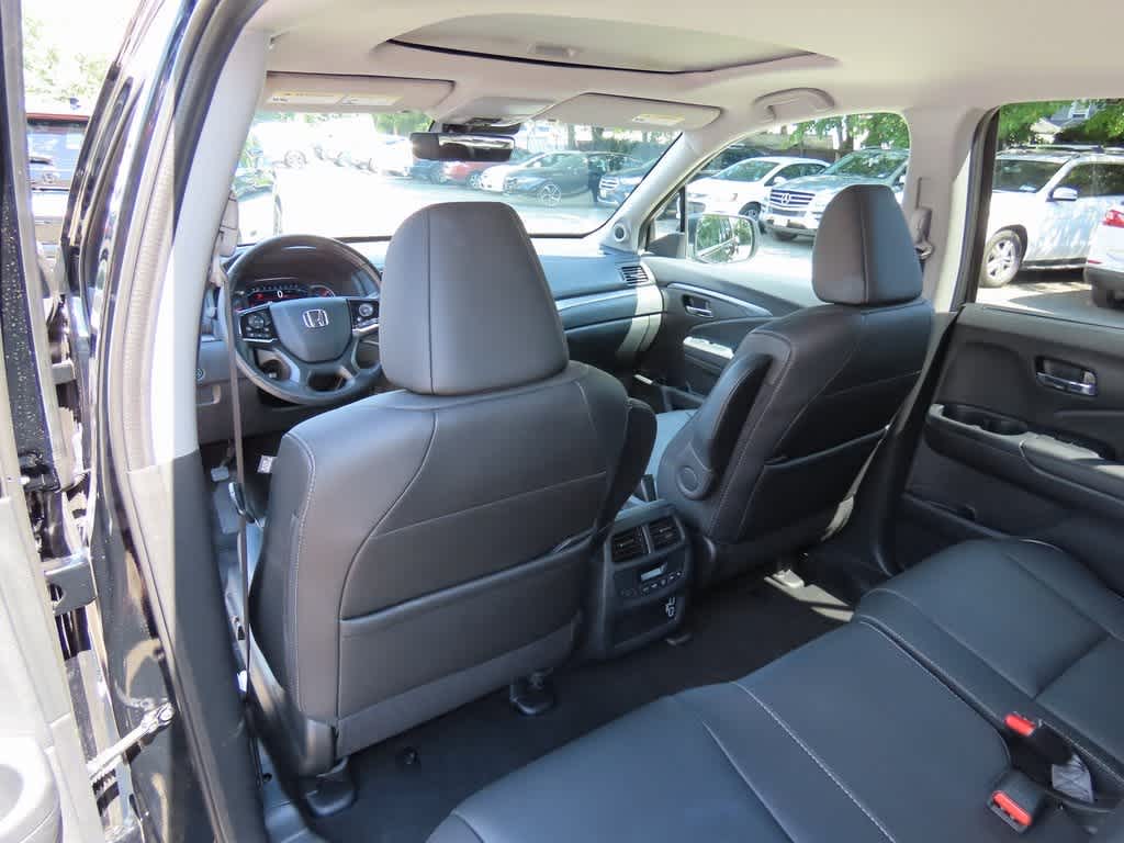 Thumbnail: 2022 Honda Pilot - 17
