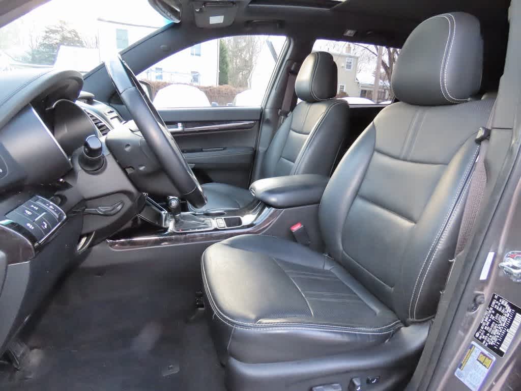 Thumbnail: 2014 Kia Sorento - 14