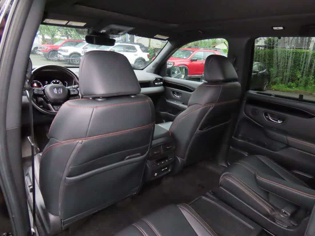 Thumbnail: 2023 Honda Pilot - 16