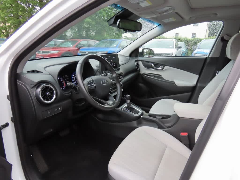 2022 Hyundai Kona SEL 2