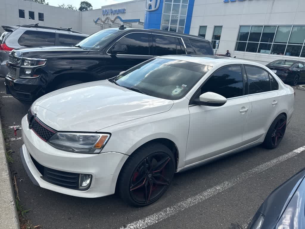 Thumbnail: 2013 Volkswagen Jetta - 4