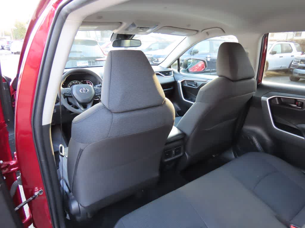 Thumbnail: 2023 Toyota RAV4 - 14