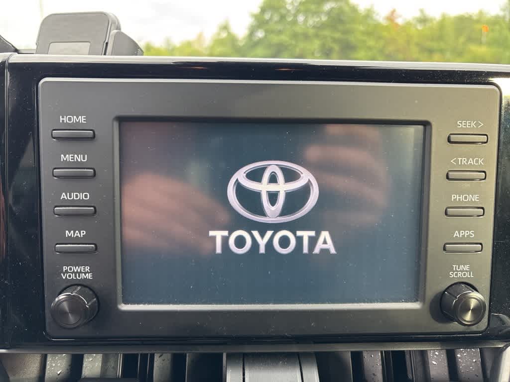Thumbnail: 2019 Toyota RAV4 - 17