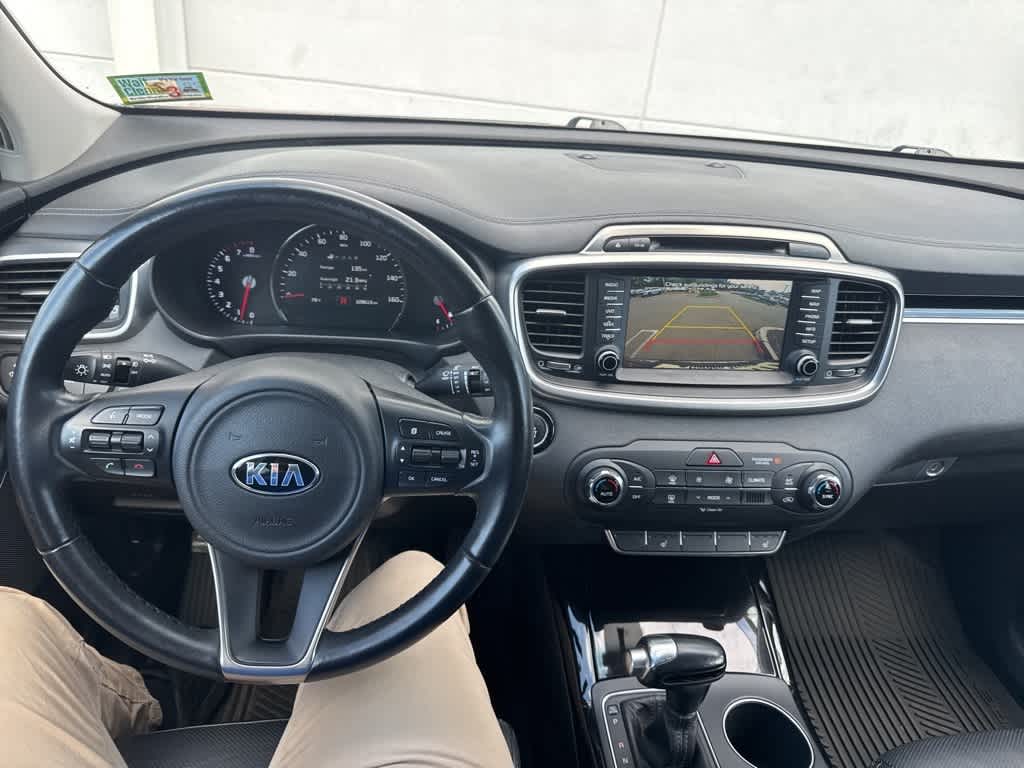Thumbnail: 2016 Kia Sorento - 13