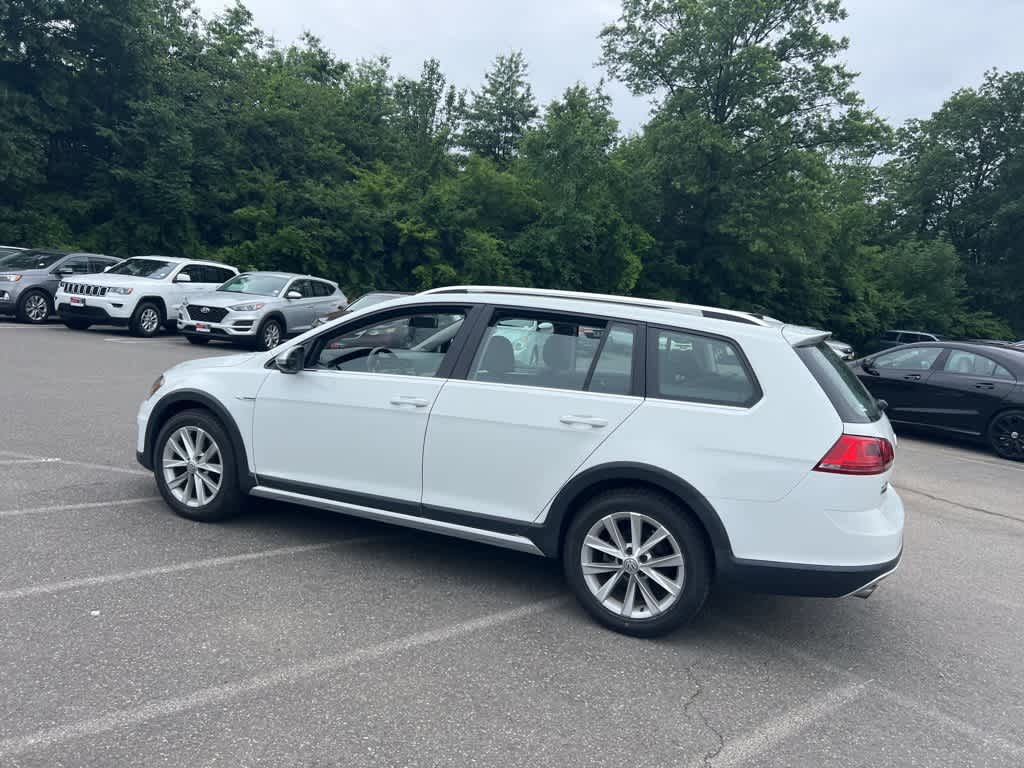 2017 Volkswagen Golf Alltrack SE 15