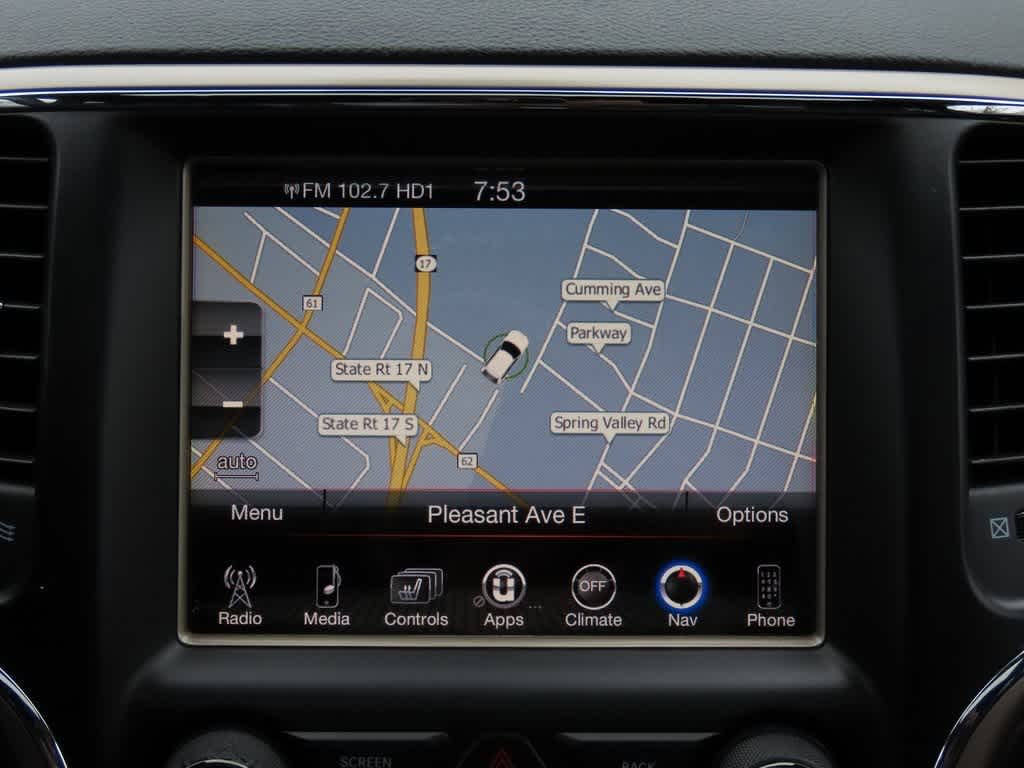 Thumbnail: 2015 Jeep Grand Cherokee - 20