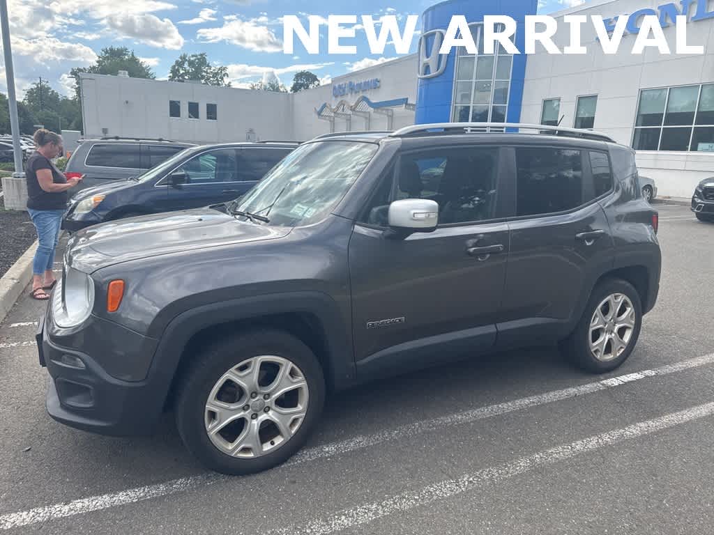 Thumbnail: 2016 Jeep Renegade - 3