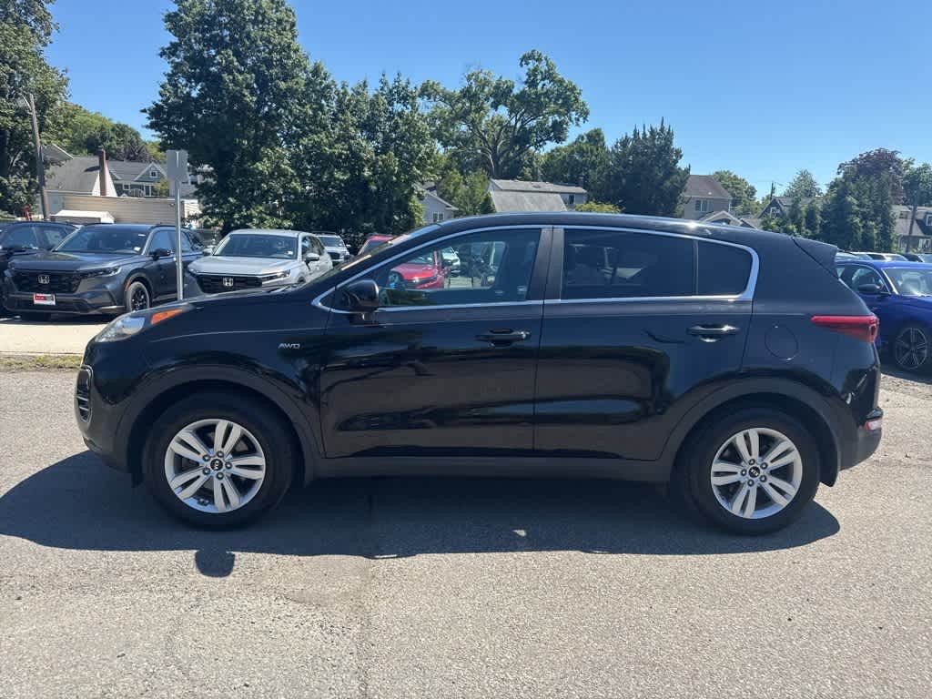 Thumbnail: 2017 Kia Sportage - 6