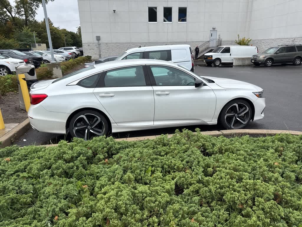 Thumbnail: 2022 Honda Accord - 8