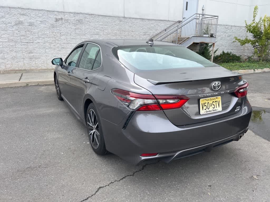 Thumbnail: 2023 Toyota Camry - 21