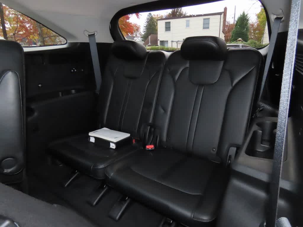 Thumbnail: 2022 Kia Sorento - 15