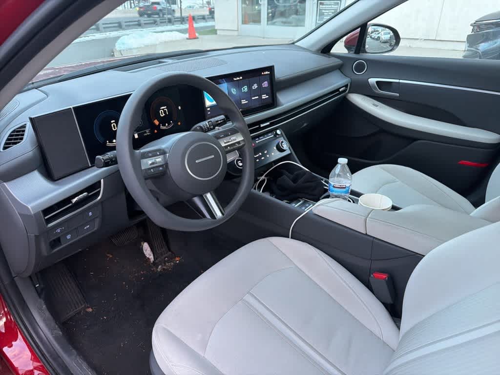 Thumbnail: 2025 Hyundai Sonata - 22