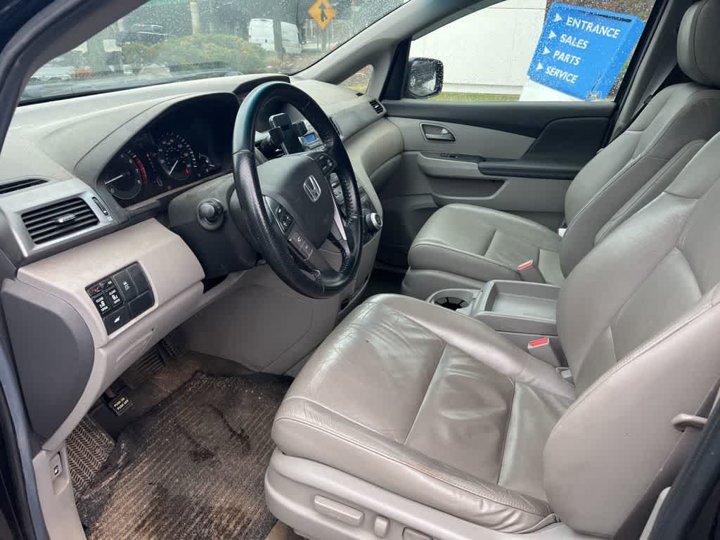 Thumbnail: 2011 Honda Odyssey - 3