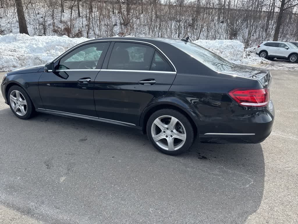 Thumbnail: 2015 Mercedes-Benz E-Class - 24