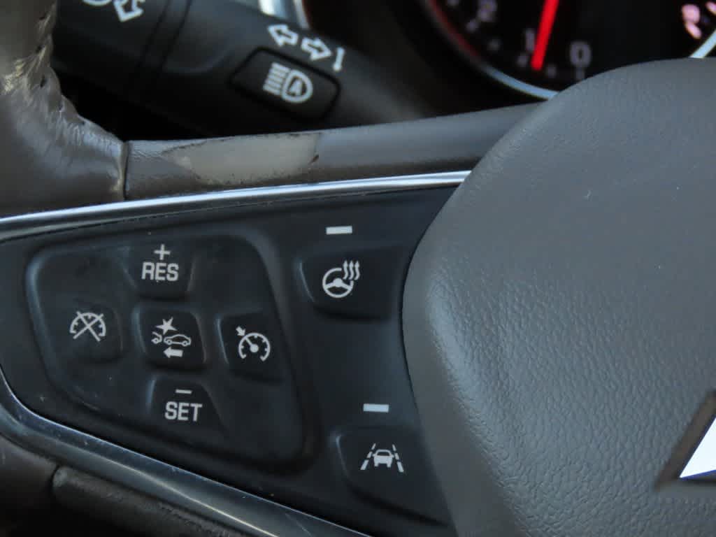 Thumbnail: 2019 Chevrolet Malibu - 28