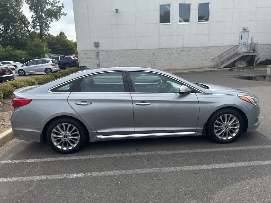 Thumbnail: 2015 Hyundai Sonata - 8