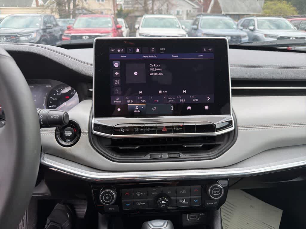 Thumbnail: 2023 Jeep Compass - 28