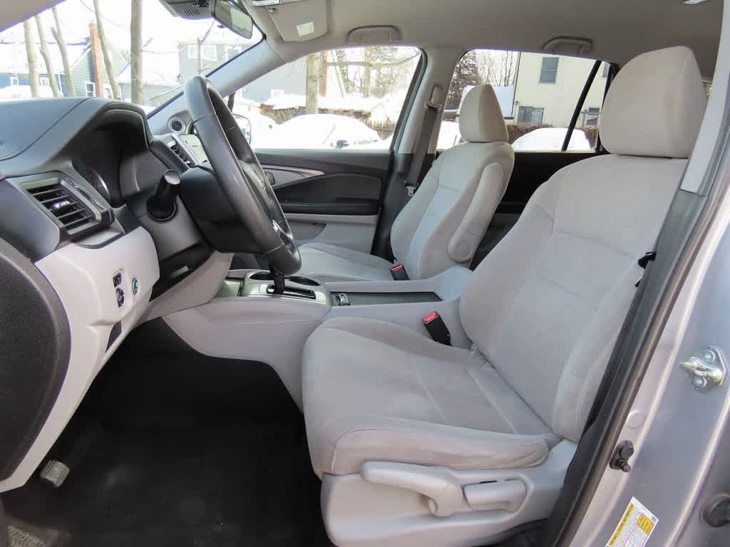 Thumbnail: 2020 Honda Pilot - 13