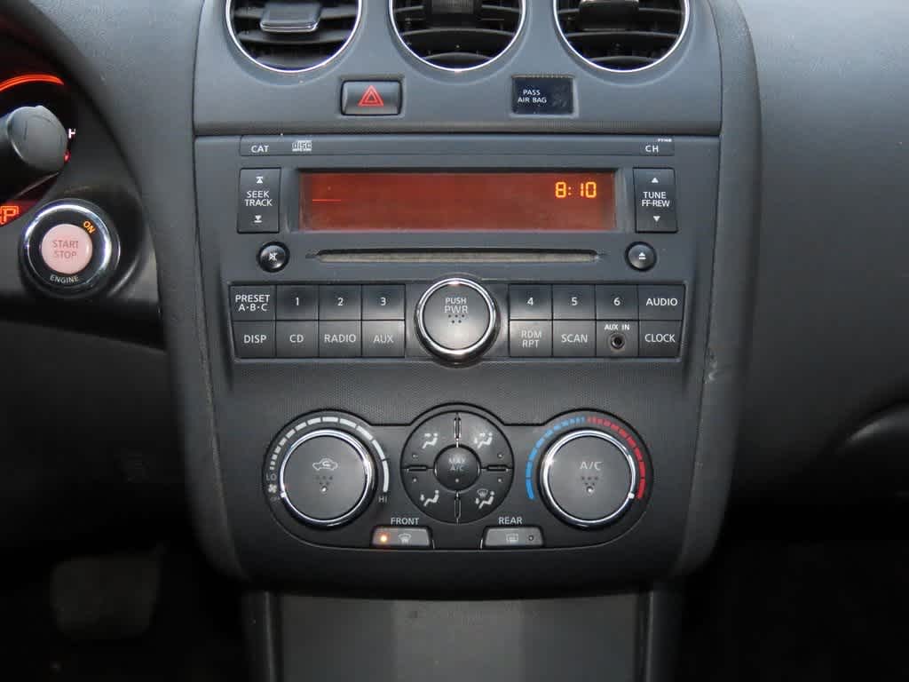 Thumbnail: 2009 Nissan Altima - 18