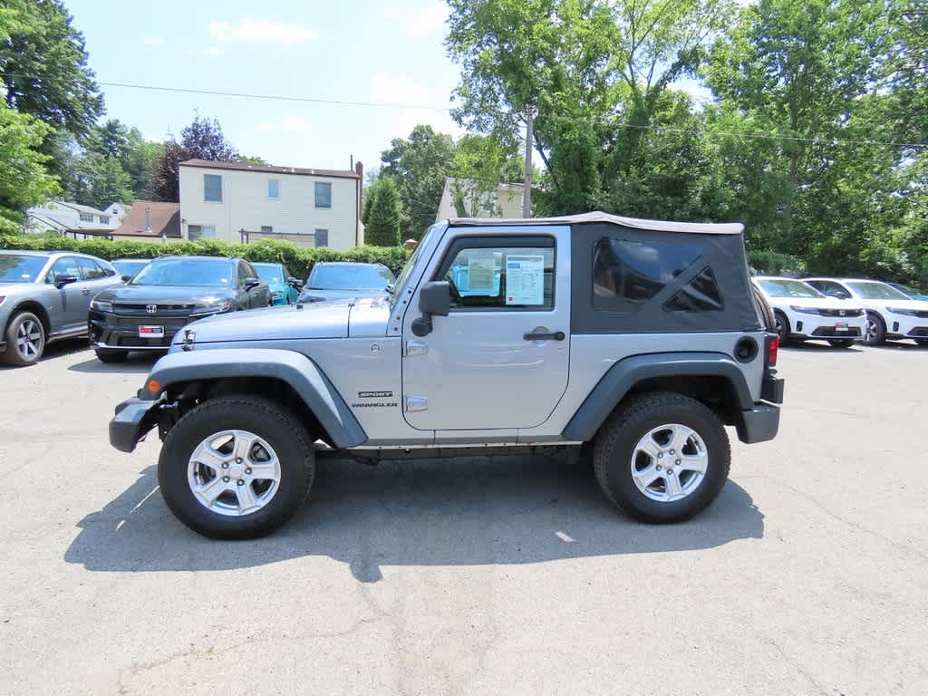 Thumbnail: 2014 Jeep Wrangler - 3