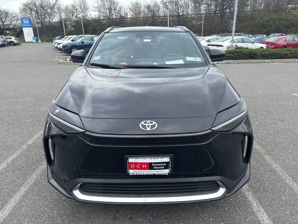 Thumbnail: 2023 Toyota bZ4X - 8