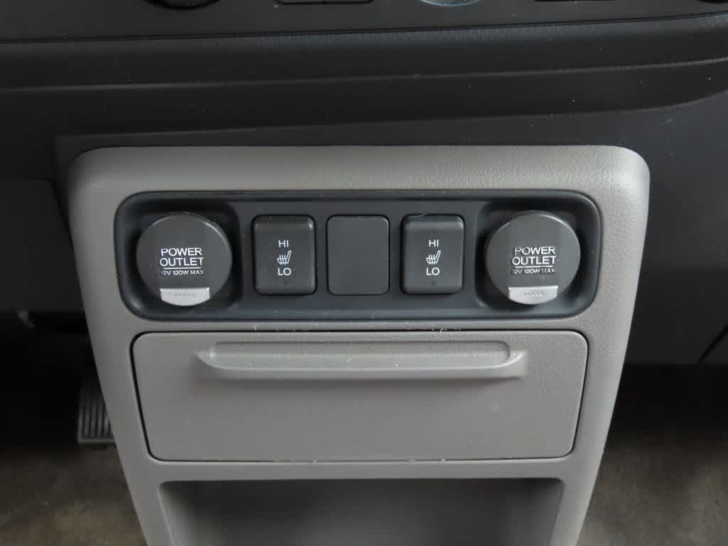 Thumbnail: 2011 Honda Ridgeline - 19