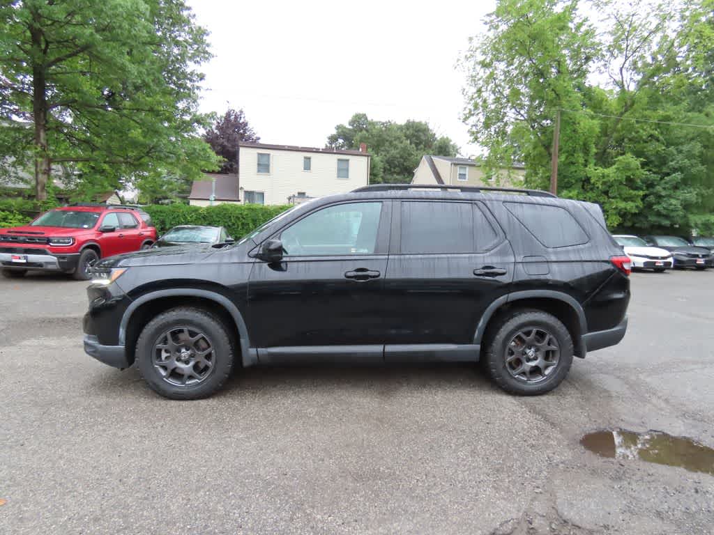 Thumbnail: 2023 Honda Pilot - 2