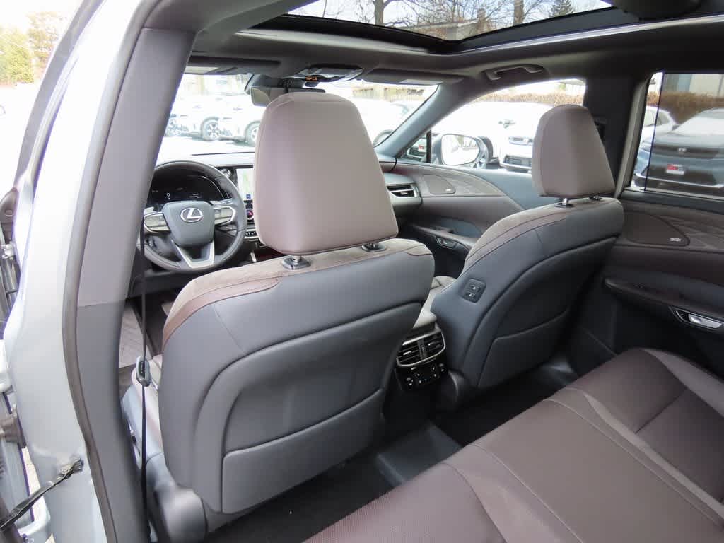 Thumbnail: 2025 Lexus RX - 14