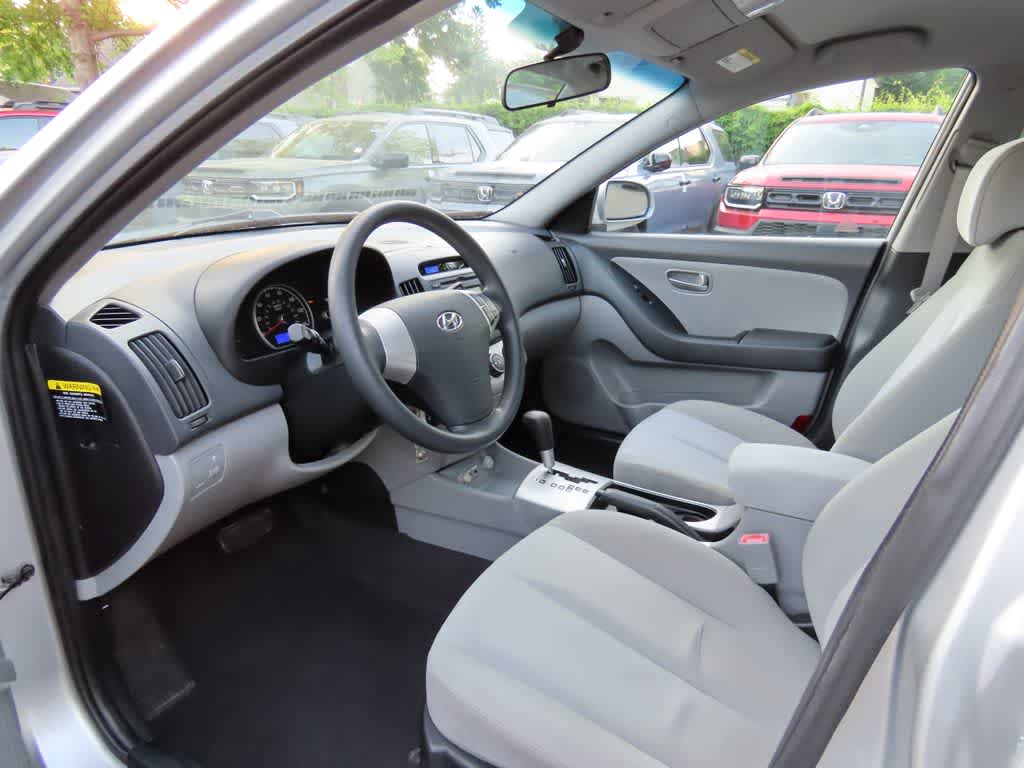 Thumbnail: 2009 Hyundai Elantra - 2