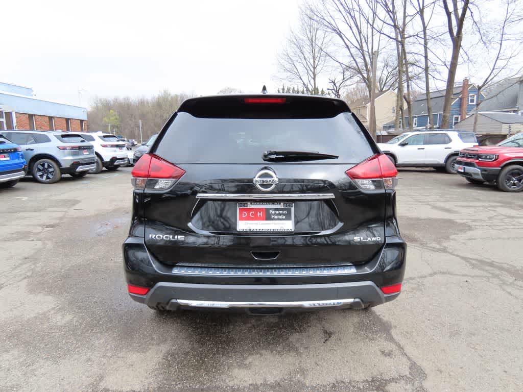 Thumbnail: 2018 Nissan Rogue - 5