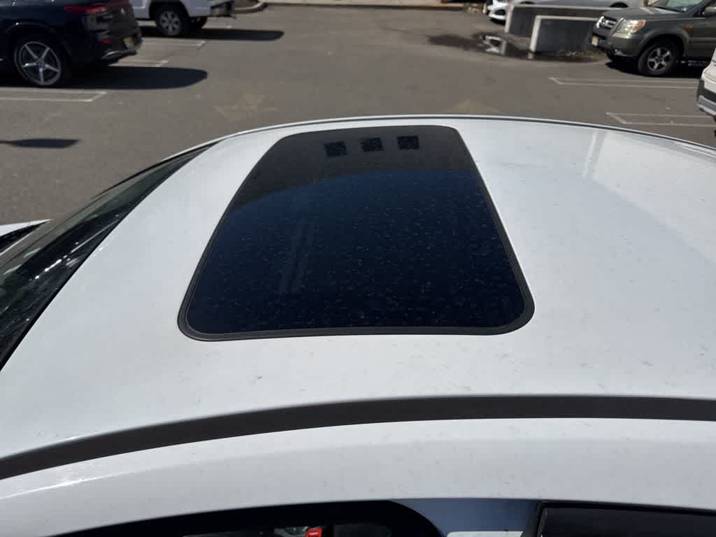 Thumbnail: 2014 Chevrolet Cruze - 25