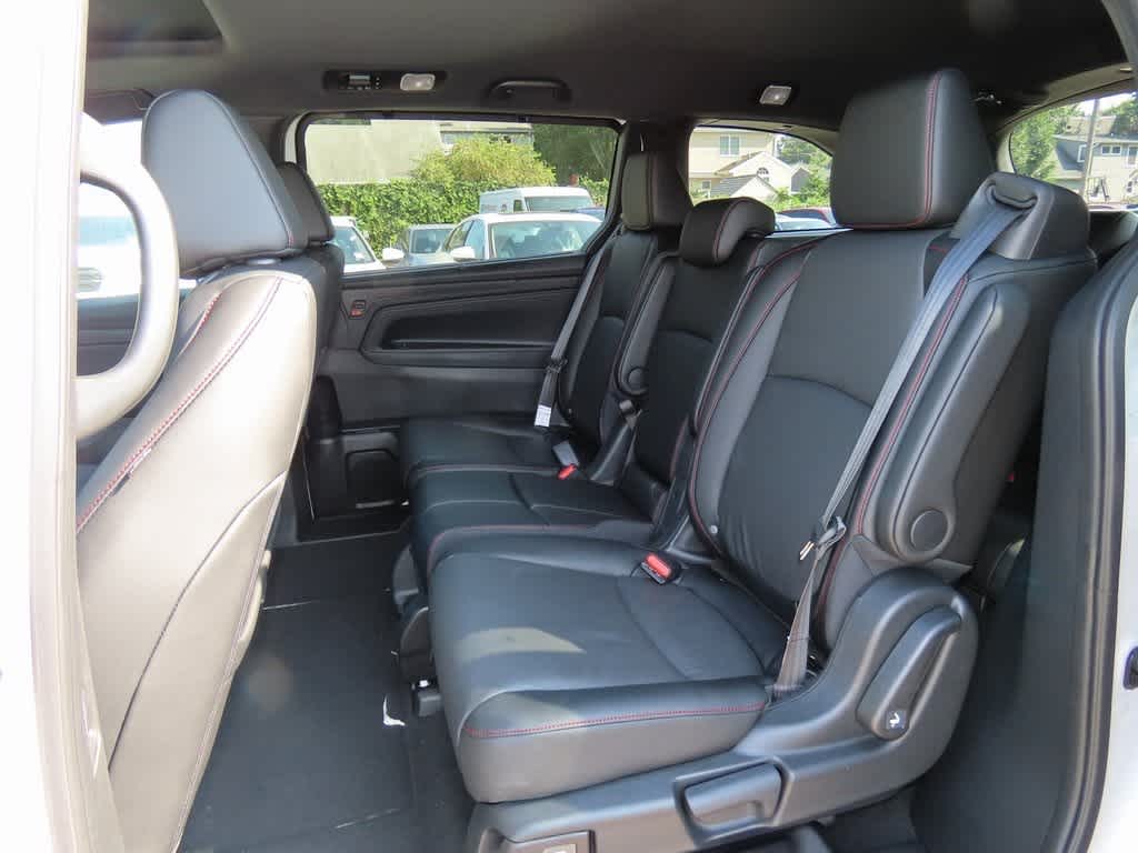 2025 Honda Odyssey Sport 14