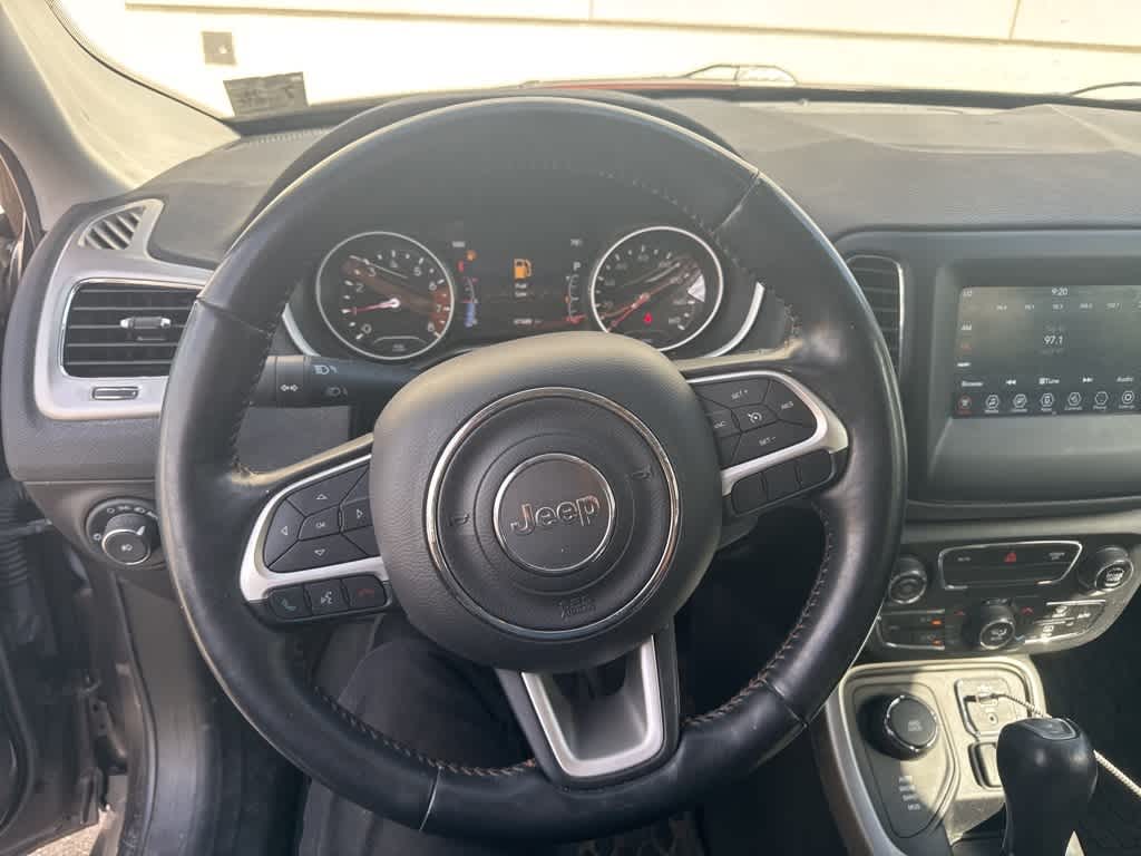 Thumbnail: 2021 Jeep Compass - 17