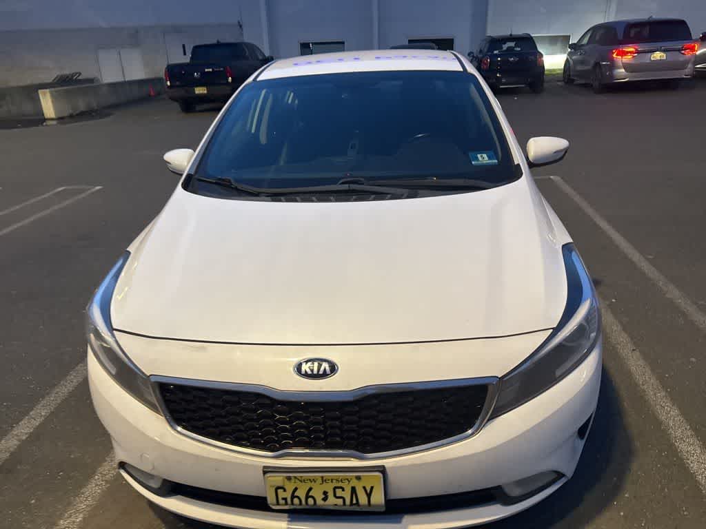 Thumbnail: 2018 Kia Forte - 5