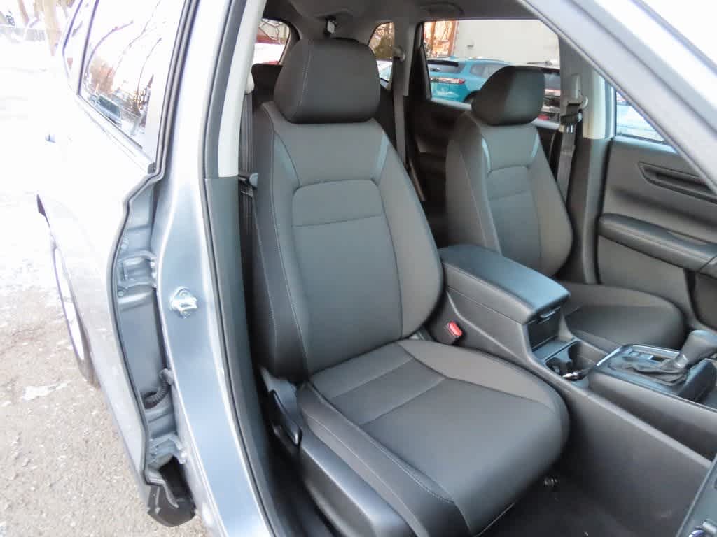 Thumbnail: 2023 Honda CR-V - 16