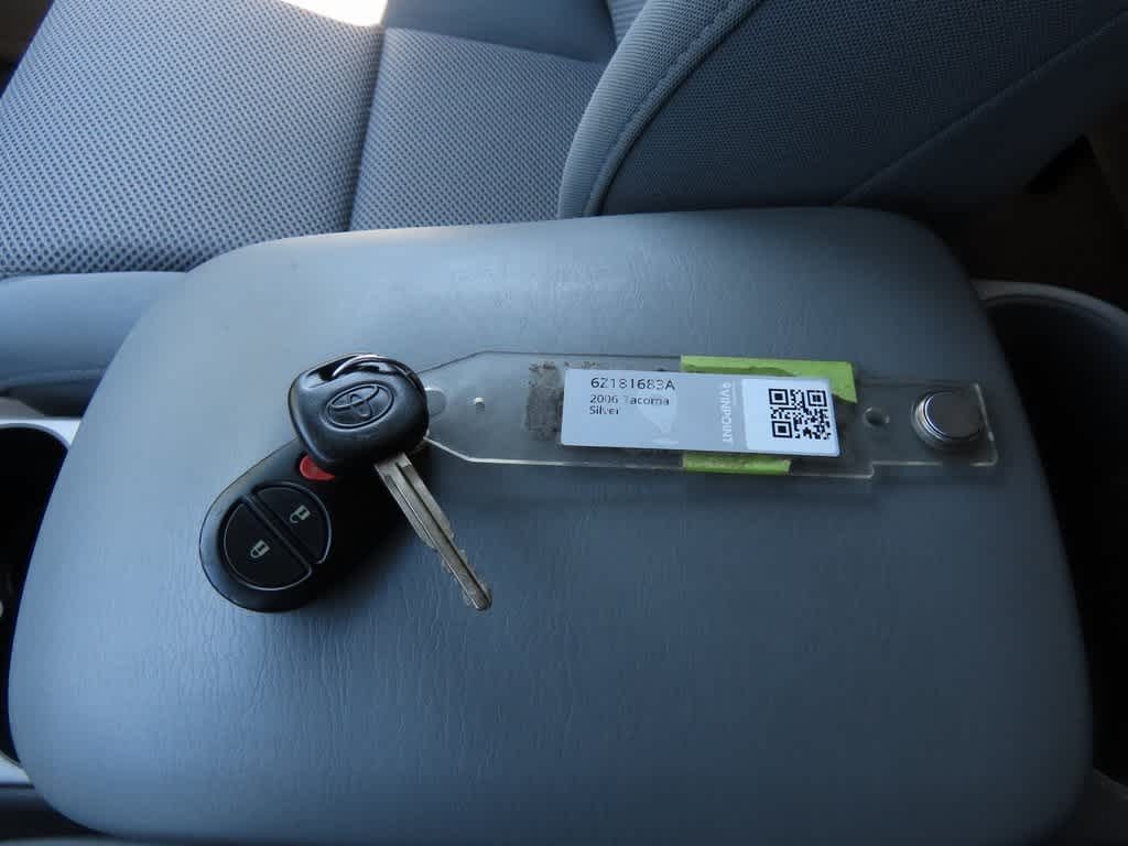 2006 Toyota Tacoma Base 26