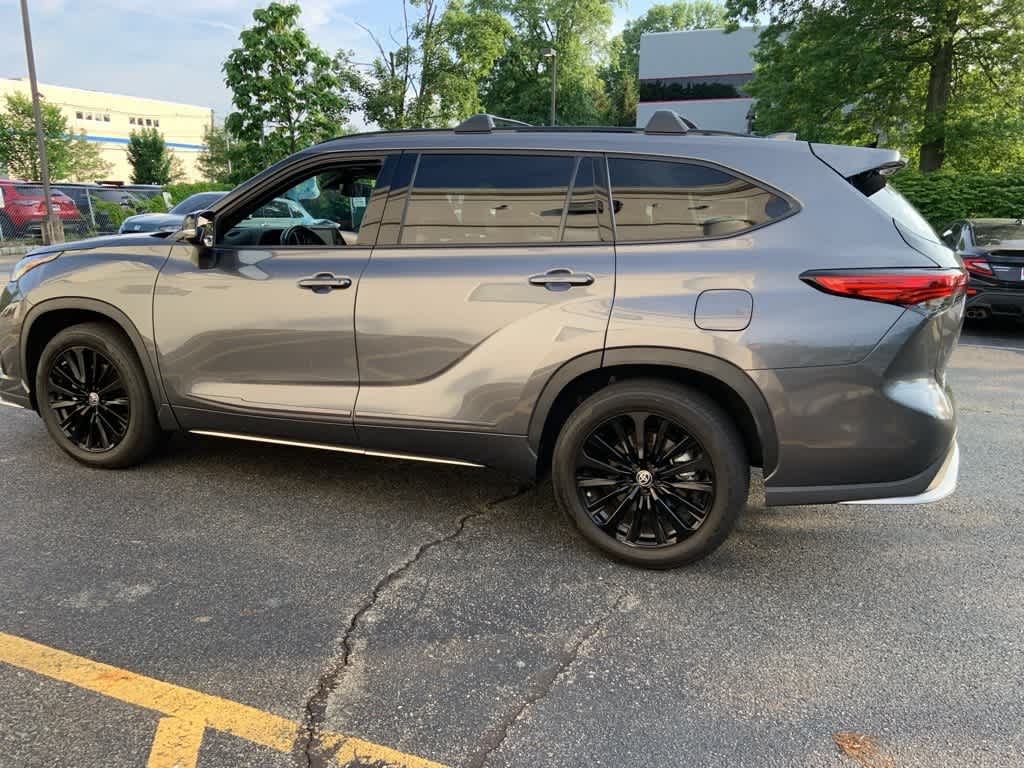 2023 Toyota Highlander XSE 19